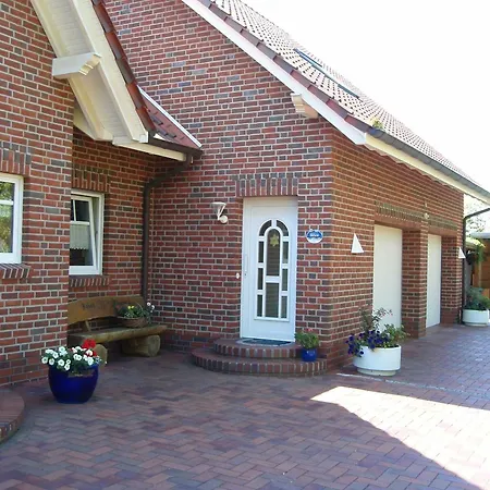 Haus Bikker アパート